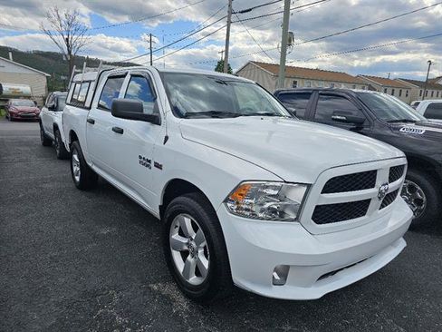 Used 2015 RAM 1500 Express AWD/4WD image 3