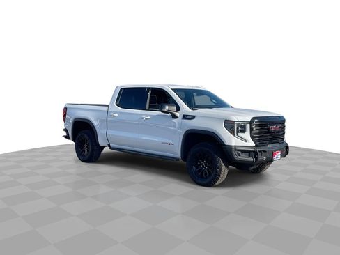 Used 2024 GMC Sierra 1500 AT4X image 2