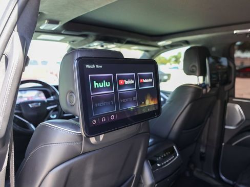 Used 2022 Cadillac Escalade ESV Sport Platinum w/ LPO, Floor Liner Package AWD/4WD image 26