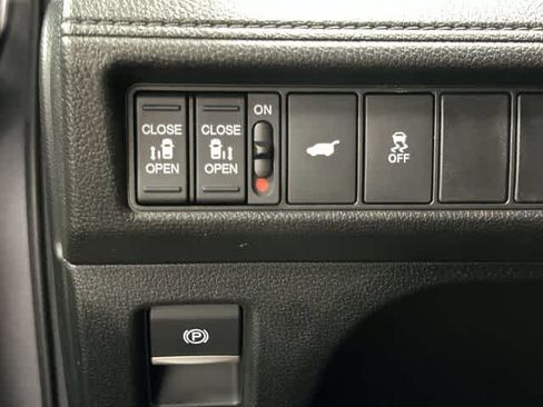 Used 2025 Honda Odyssey EX-L image 19