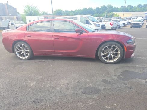 Used 2020 Dodge Charger SXT w/ Plus Group RWD image 12