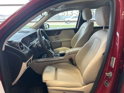 Used 2020 Mercedes-Benz GLB 250 GLB 250 image 20