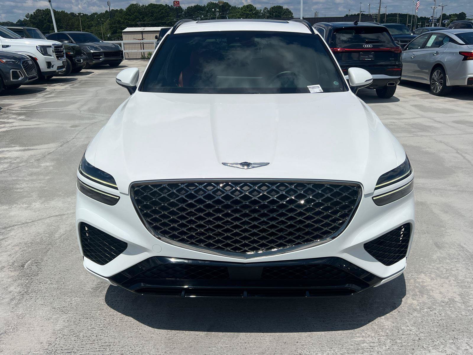 Used 2023 Genesis GV70 3.5T Sport w/ Cargo Package AWD/4WD image 2