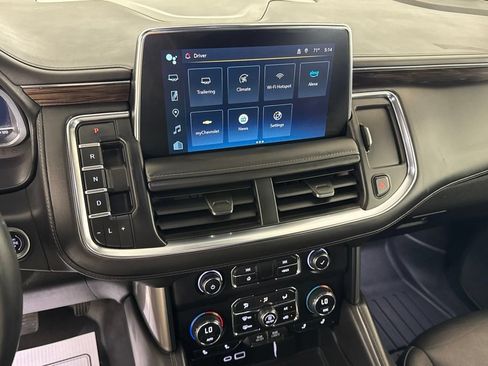 Certified 2023 Chevrolet Suburban Z71 w/ Off-Road Capability Package AWD/4WD image 26