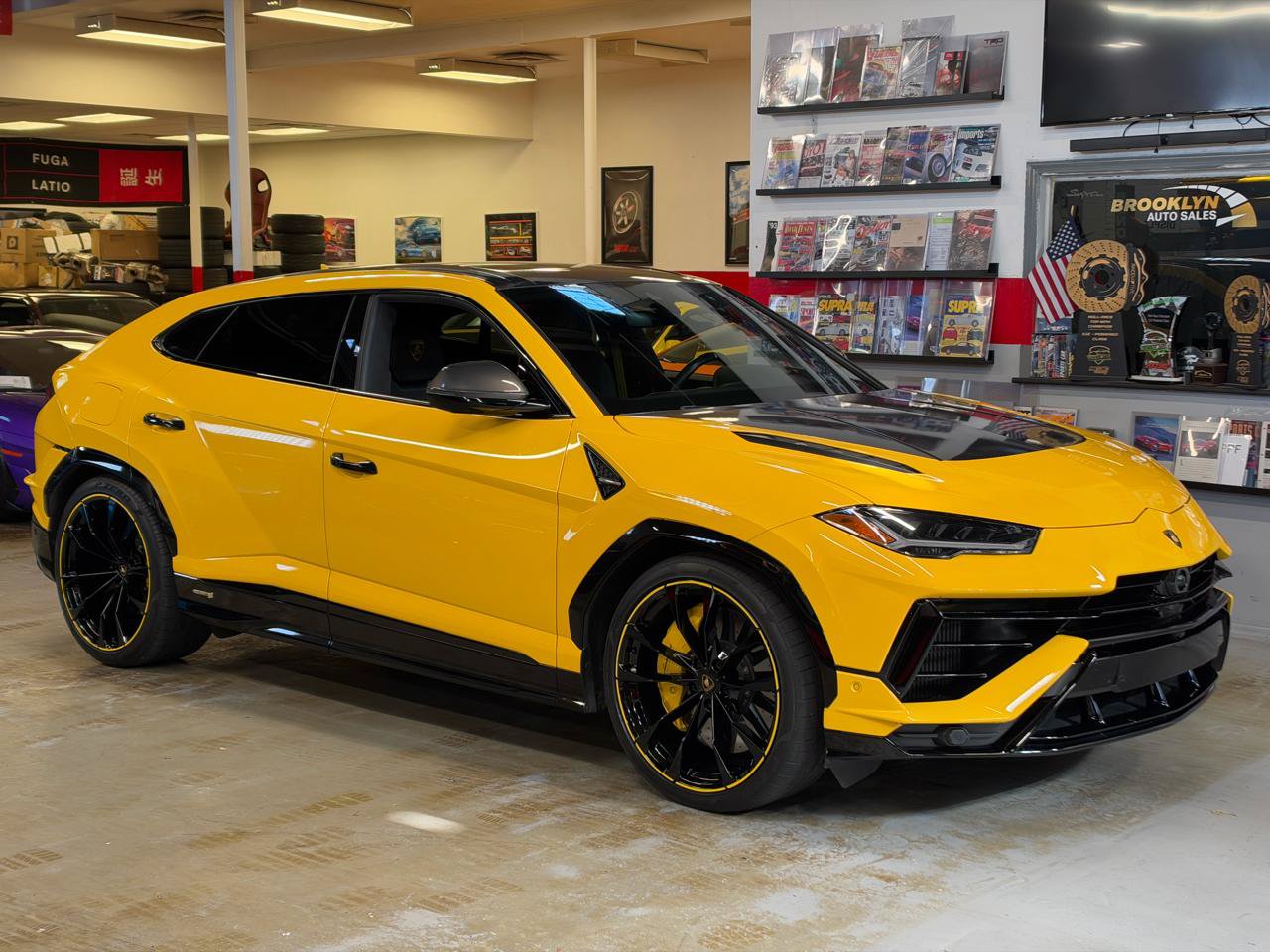 Used 2024 Lamborghini Urus S AWD/4WD image 4