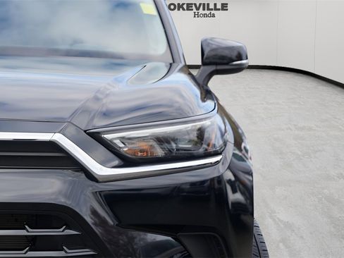 Used 2024 Toyota Grand Highlander Limited image 5