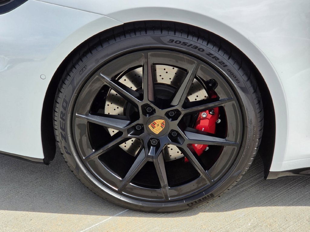 Used 2025 Porsche 911 Carrera S RWD image 10