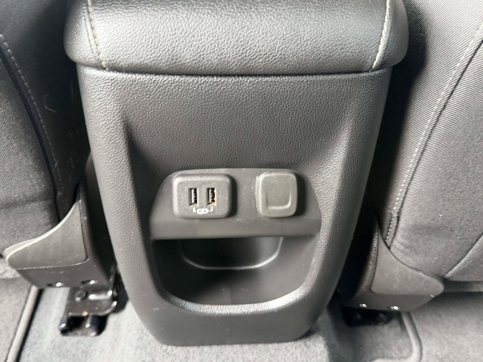 Used 2019 Chevrolet Colorado LT w/ LT Convenience Package AWD/4WD image 16