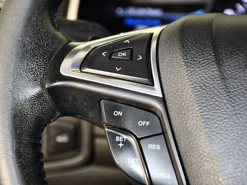 Used 2016 Ford Edge SEL w/ Equipment Group 201A AWD/4WD image 20