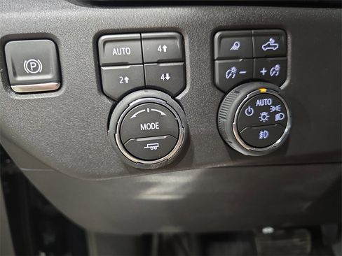 New 2026 Chevrolet Silverado 1500 LT Trail Boss w/ Safety Package image 26