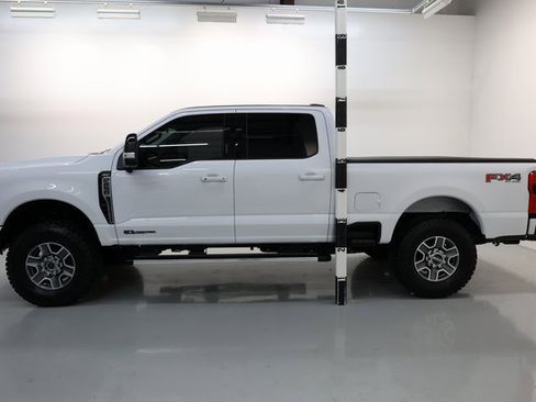 Used 2024 Ford F250 Lariat w/ FX4 Off-Road Package image 61