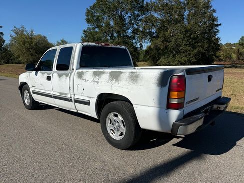 Used 2002 Chevrolet Silverado 1500 LS w/ Electrical Convenience Pkg image 2