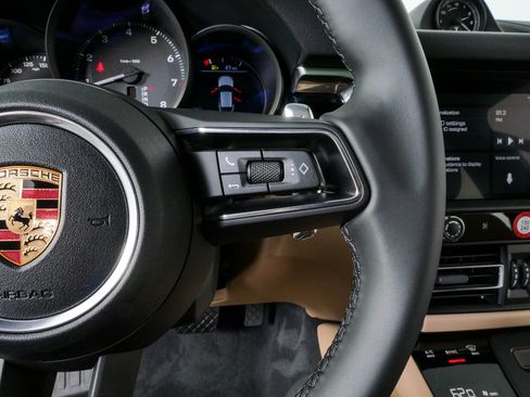 New 2026 Porsche Macan AWD/4WD image 11
