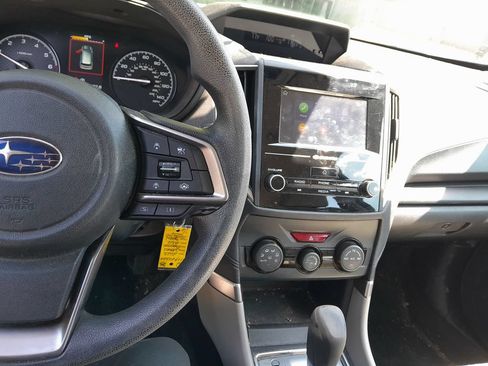 Used 2023 Subaru Forester AWD/4WD image 18