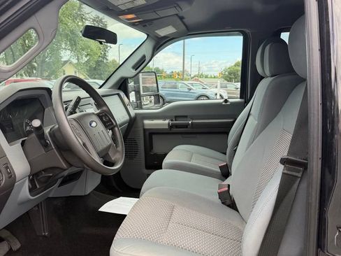 Used 2014 Ford F250 XLT w/ Snow Plow Prep Package AWD/4WD image 8