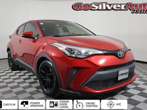 Used 2020 Toyota C-HR LE image 1