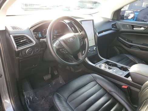 Certified 2022 Ford Edge SE w/ Black Appearance Package image 15