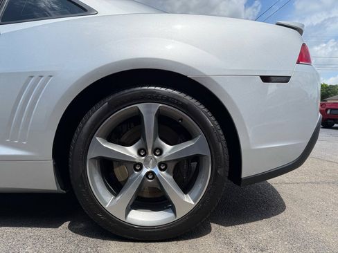 Used 2015 Chevrolet Camaro SS w/ Commemorative Special Edition RWD image 45