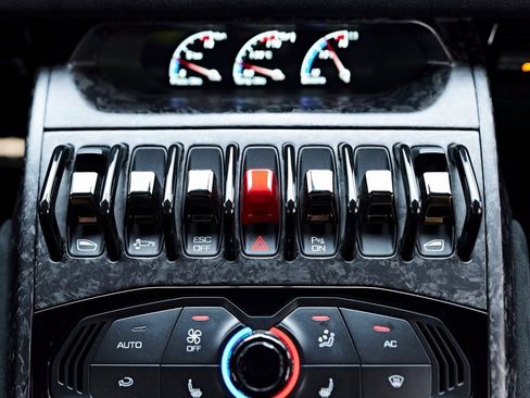 Used 2018 Lamborghini Huracan Performante image 86