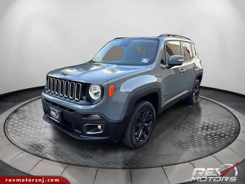 Used 2017 Jeep Renegade Altitude AWD/4WD image 1