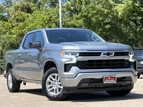 Used 2026 Chevrolet Silverado 1500 RST RWD image 2