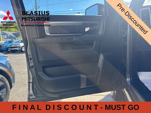 Used 2022 RAM 1500 Classic Warlock w/ Electronics Group AWD/4WD image 16