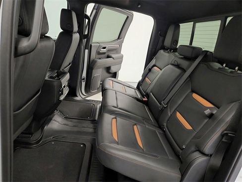 Used 2023 GMC Sierra 1500 AT4 w/ AT4 Premium Package image 32