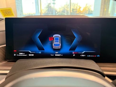 Certified 2024 BMW X7 M60i w/ Executive Package image 18