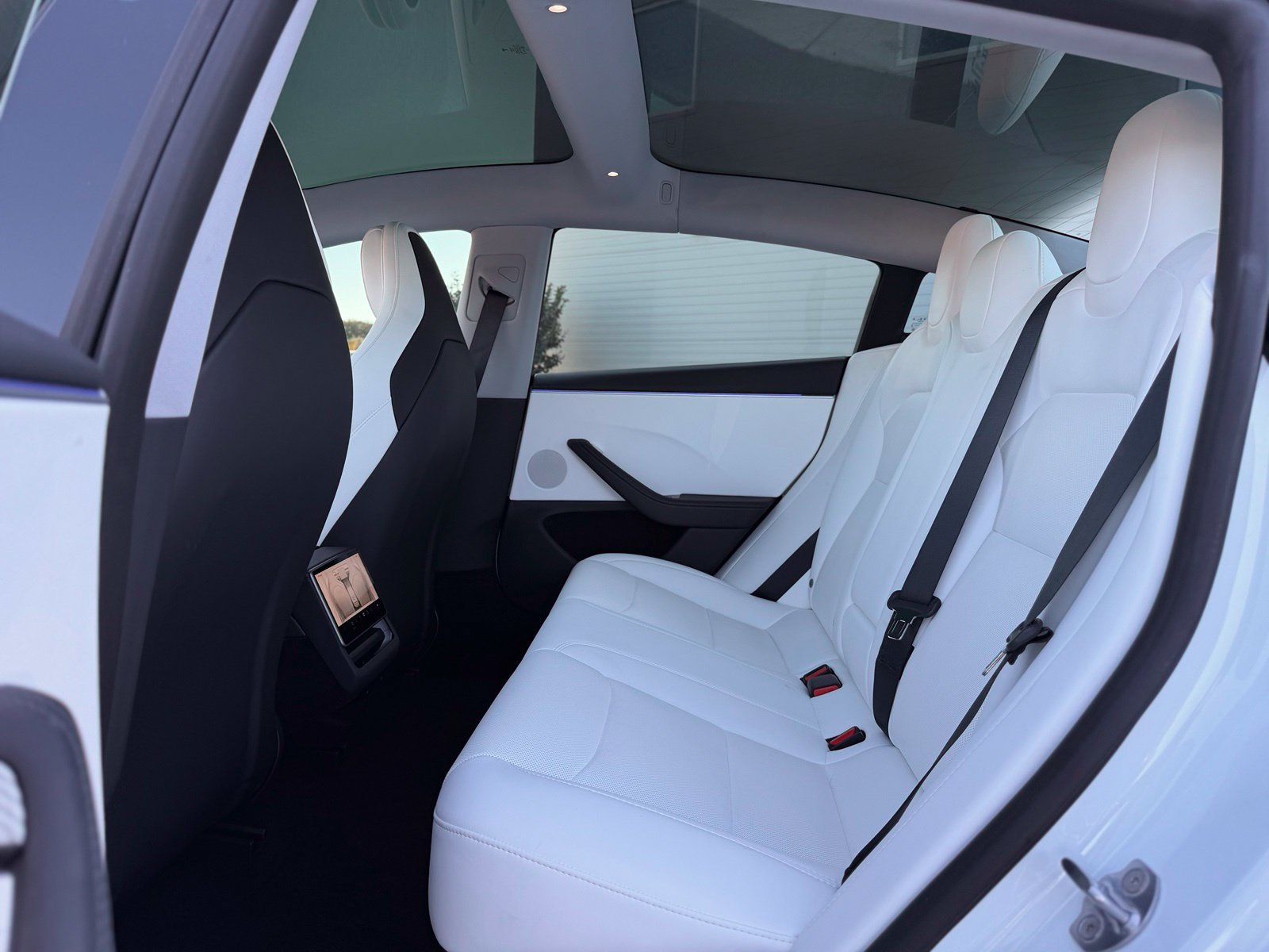 Used 2025 Tesla Model 3 Performance AWD/4WD image 18