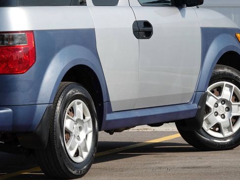 Used 2006 Honda Element LX image 25