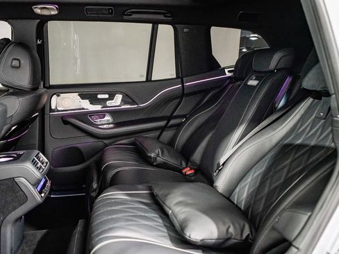 Used 2025 Mercedes-Benz Maybach GLS 600 Maybach GLS 600 image 18