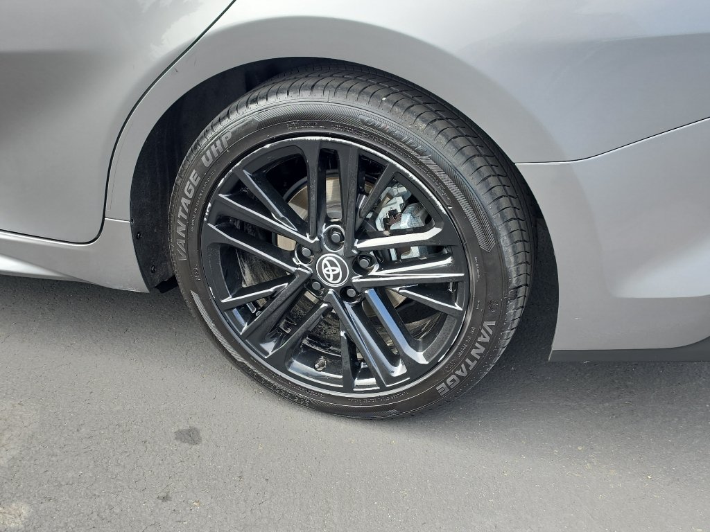 Used 2025 Toyota Camry SE FWD image 10