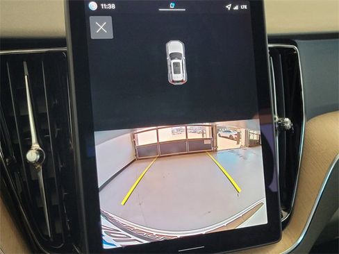 New 2026 Volvo XC60 B5 Core w/ Protection Package Premier image 19