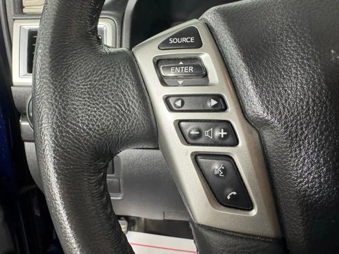 Used 2021 Nissan Titan SV w/ SV Convenience Package AWD/4WD image 15