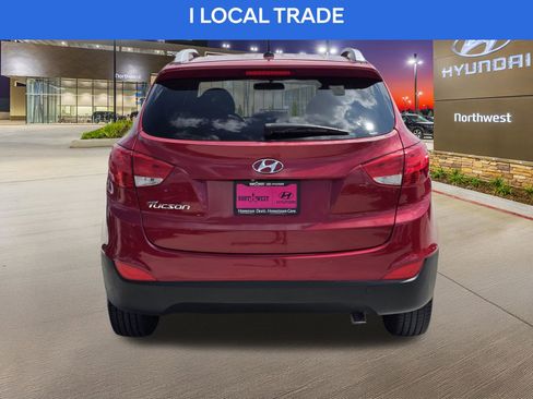 Used 2015 Hyundai Tucson SE image 8