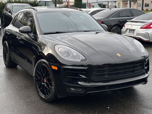 Used 2018 Porsche Macan GTS image 34