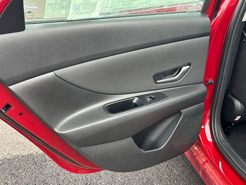 New 2025 Hyundai Elantra SEL image 22