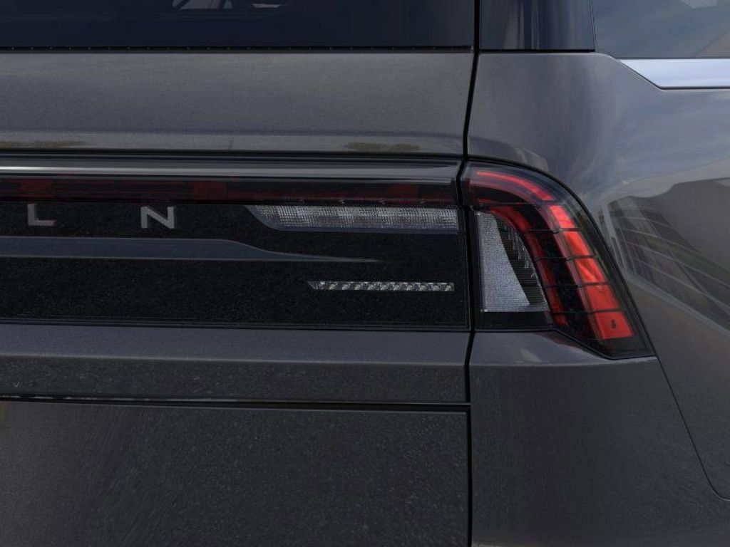 New 2025 Lincoln Navigator Black Label AWD/4WD image 21