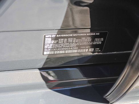 Used 2024 BMW X5 M60i image 41