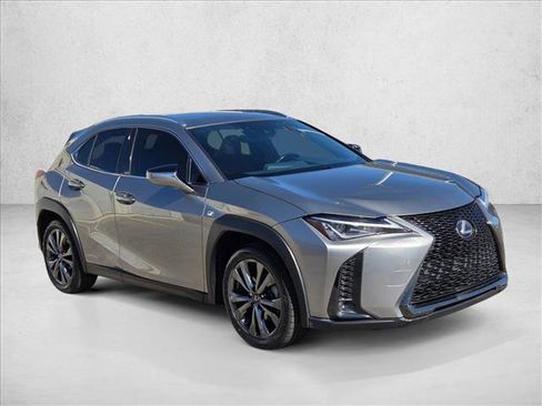 Used 2019 Lexus UX 250h F Sport image 3
