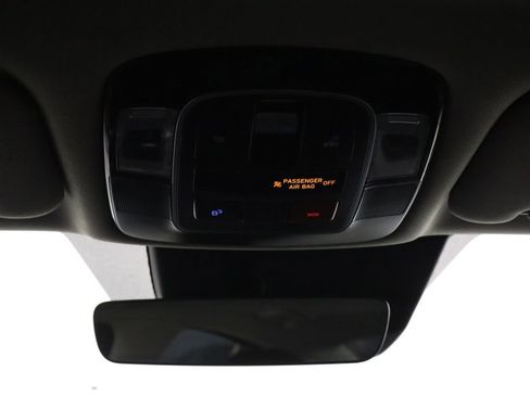 Used 2025 Hyundai Sonata SEL FWD image 25