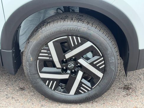 New 2026 Nissan Kicks SV image 10