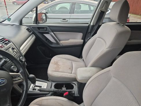 Used 2015 Subaru Forester 2.5i Premium AWD/4WD image 22