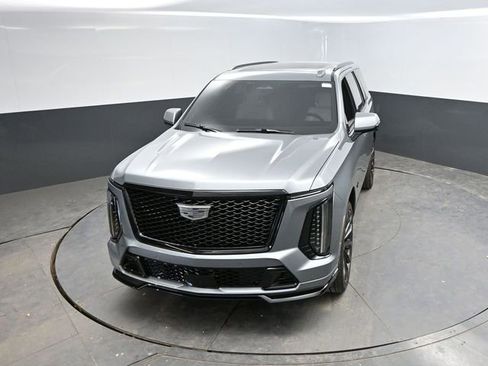 Used 2025 Cadillac Escalade V image 49