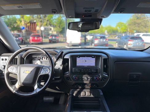 Used 2018 Chevrolet Silverado 1500 High Country AWD/4WD image 11