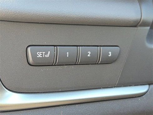 Used 2023 Lexus RZ 450e Premium image 23