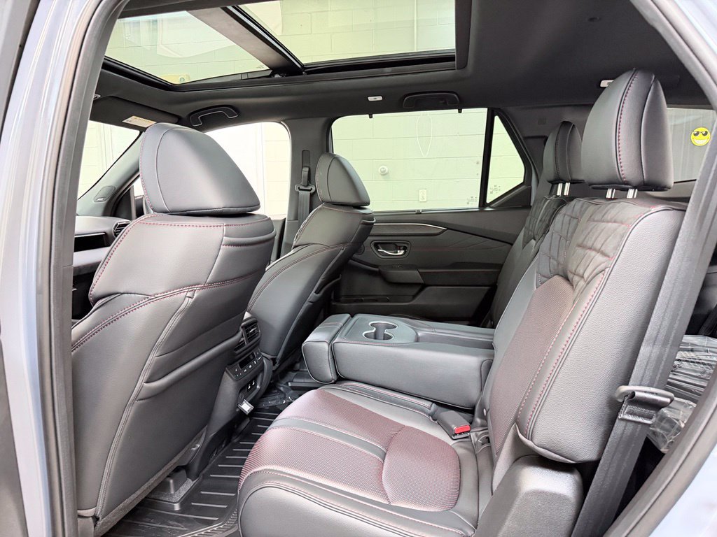 New 2026 Honda Pilot Black Edition image 24