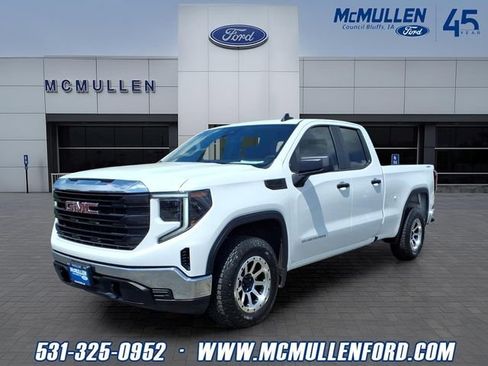 Used 2024 GMC Sierra 1500 Pro w/ Pro Value Package AWD/4WD image 1