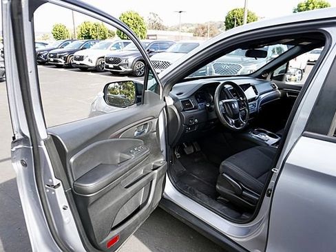 Used 2021 Honda Passport Sport image 35