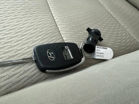 Used 2016 Hyundai Santa Fe Sport w/ Option Group 02 AWD/4WD image 27